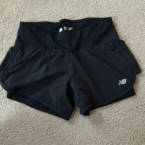 New balance running shorts - Picture 1 of 2